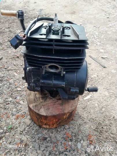 Двигатель мопеда зид Пилот 50