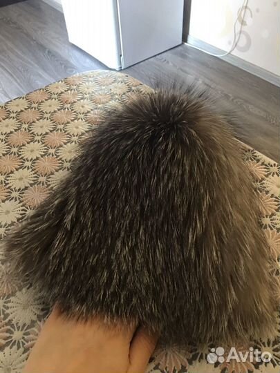 Женская меховая шапка