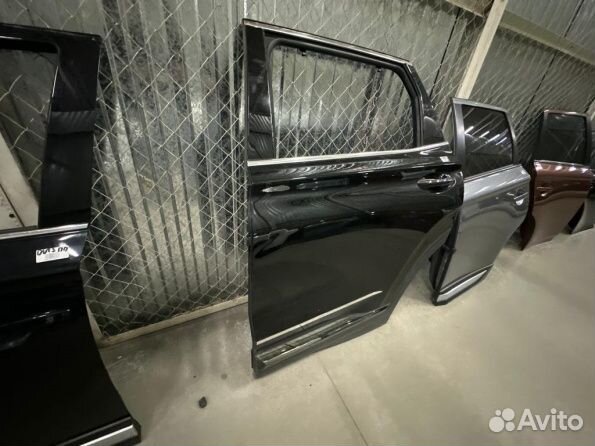 Дверь задняя левая Хендай Санта Фе 4 TM