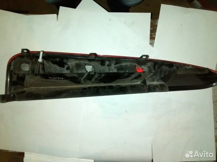 Фонарь задний правый Ford Fusion I 2002 - 2005