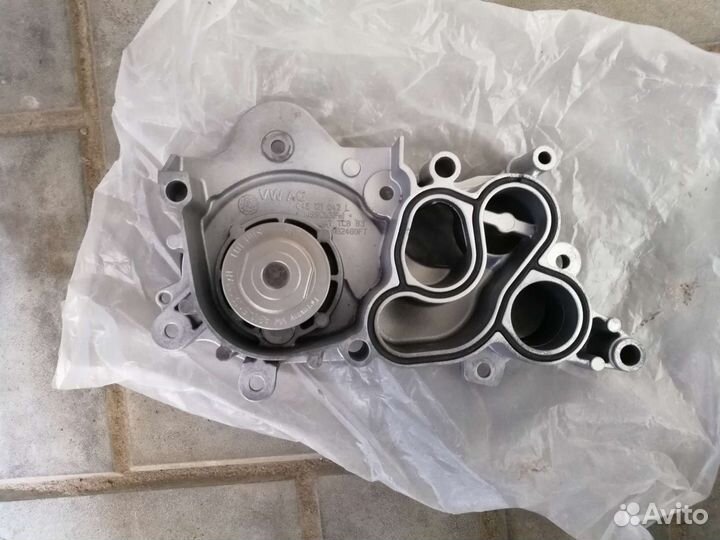 Помпа Рапид /Поло /VAG