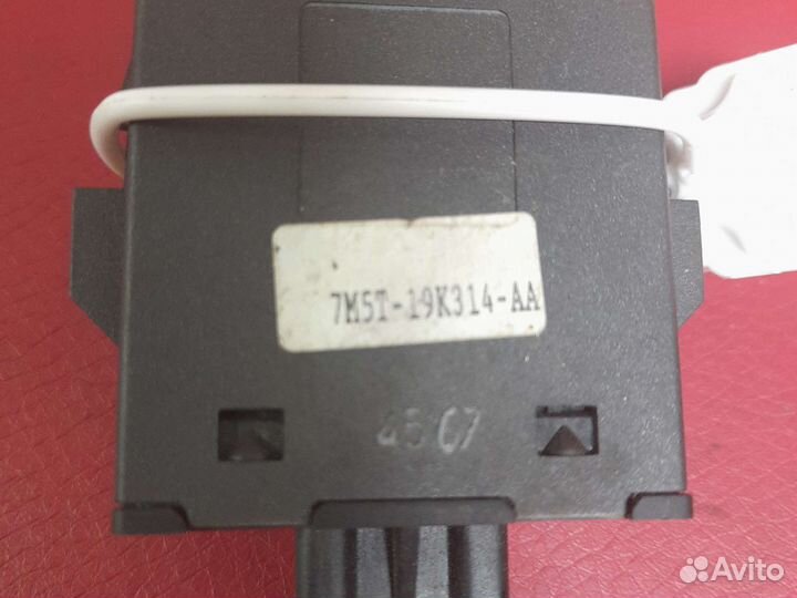 Кнопка обогрева сиденья Ford Focus 2