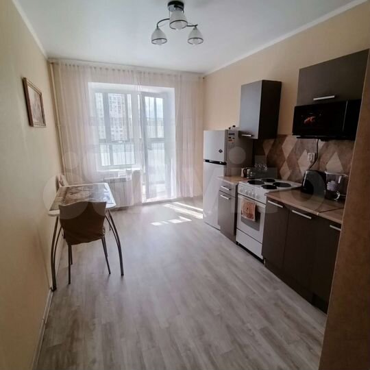 1-к. квартира, 40 м², 9/18 эт.