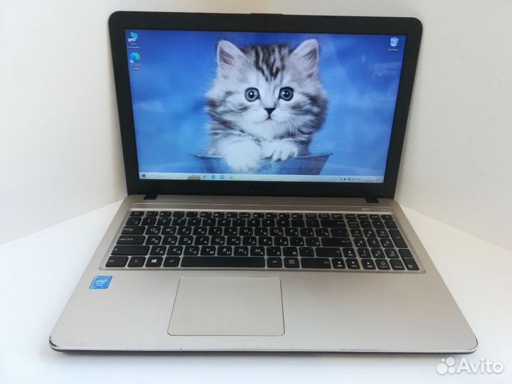 Ноутбук asus X540S