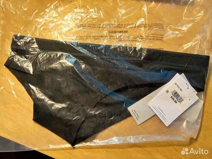 Трусы calvin clein s