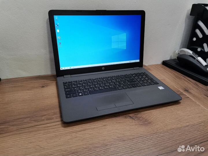 Ноутбук HP 250 G6 Intel i3 / 8 GB / 240 Gb