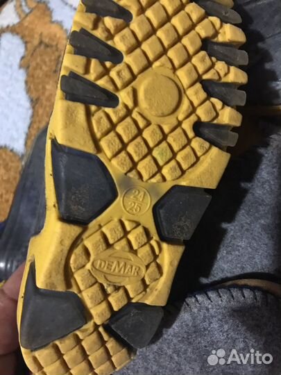 Детские резиновые сапоги 24 размер