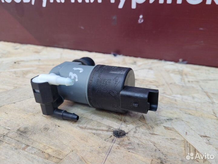 Насос омывателя Renault Sandero Stepway