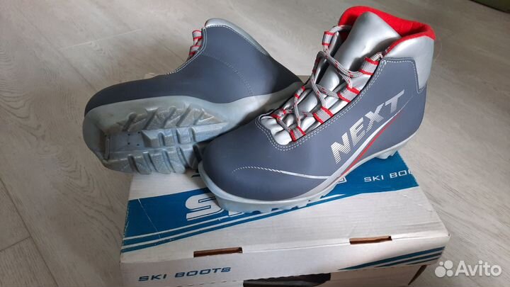 Лыжные ботинки 39 и 42, NNN