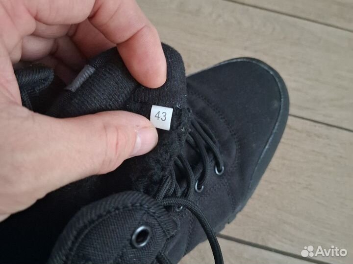 Кроссовки зимние