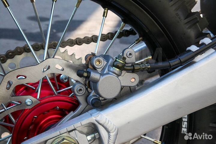 Мотоцикл эндуро BSE Z7 1.0 витрина