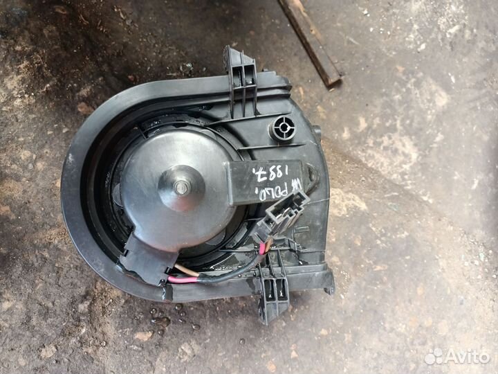 Печка вентилятор Volkswagen Polo 1997г