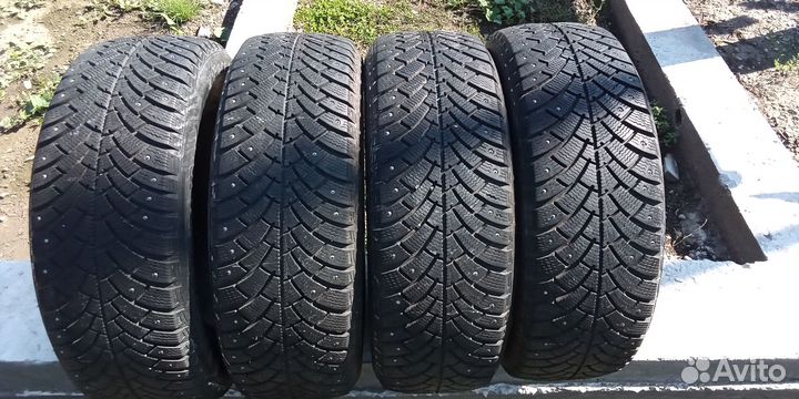 Bfgoodrich G-Force Stud 215/65 R16