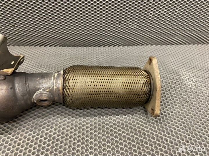 Катализатор перед левый 4.2 AXQ VW Touareg 02-07