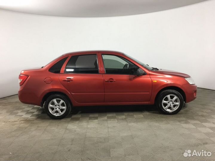 LADA Granta 1.6 МТ, 2012, 200 584 км