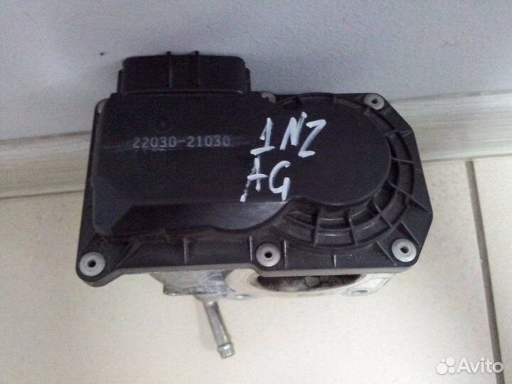 Дроссельная заслонка Toyota Allex