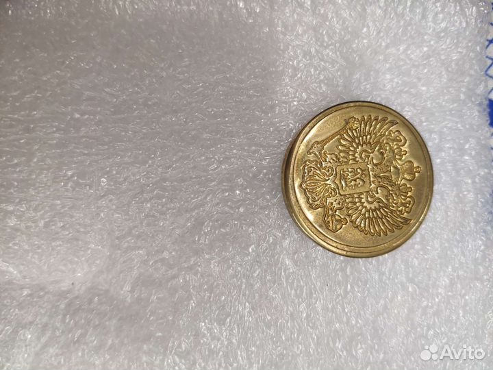 Монета сувенирная, жетоны разные