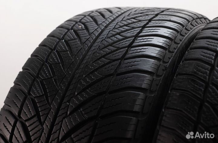 Goodyear UltraGrip 8 Performance 245/45 R18 100V