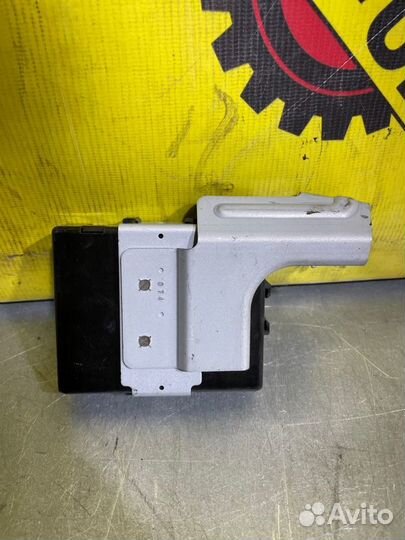 Блок управления парктроником Nissan Patrol