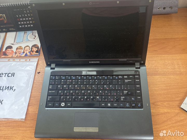 Samsung np-r425l