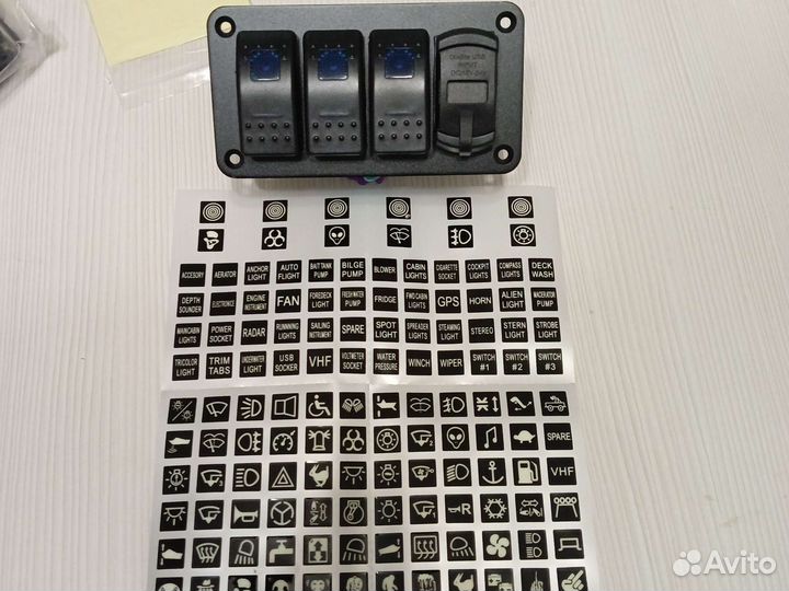 Панель управления для лодки-катера