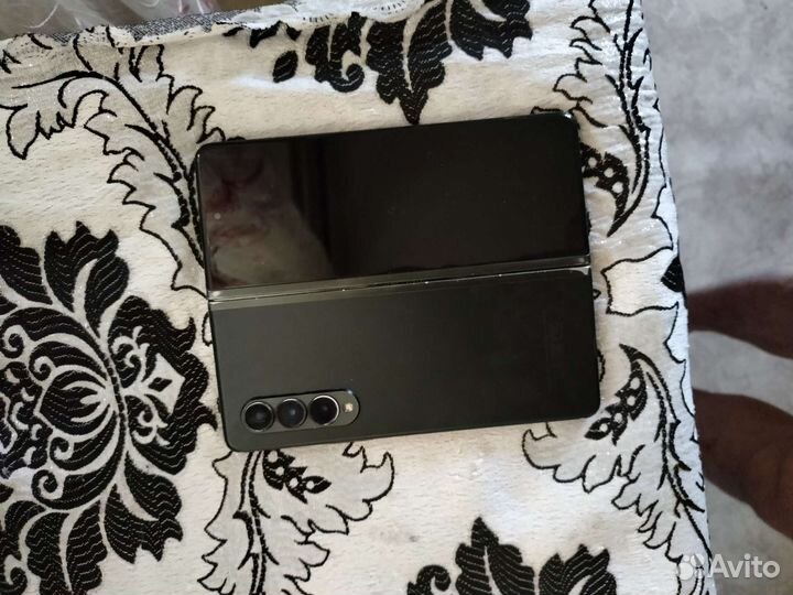 Samsung Galaxy Z Fold4, 12/256 ГБ