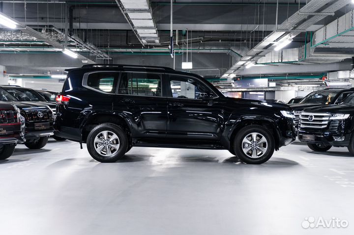Toyota Land Cruiser 3.5 AT, 2023, 2 км