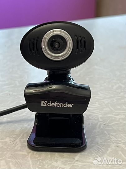 Вебкамера defender