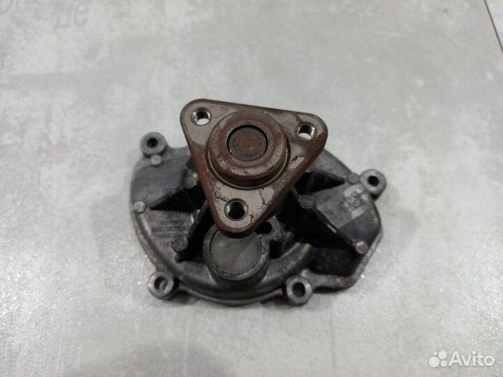 Помпа Porsche Cayenne S 958 M48.02 2011