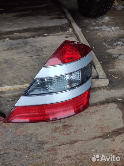 Фонарь мерседес