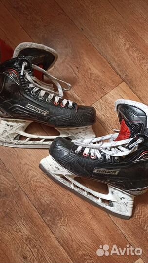 Хоккейные коньки bauer