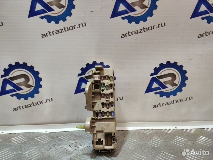 Блок предохранителей Mazda Familia 9 BJ 1.5 ZL