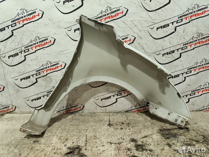 Крыло suzuki swift ZC11S ZC21S ZC31S ZC71S ZD11S ZD21S 5771163J10 переднее левое белый, Z7T NA6922