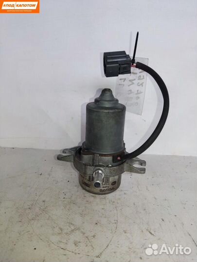 Вакуумный насос Volvo S40 2 2005 08684342