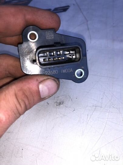 Датчик массового расхода воздуха Nissan Altima