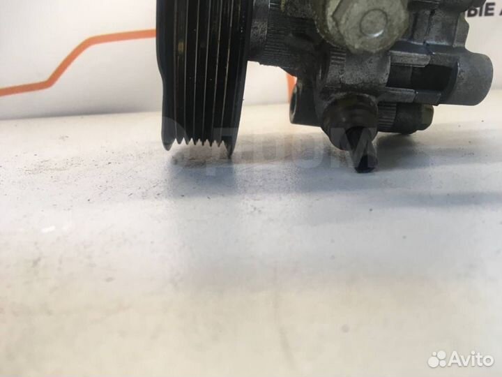Насос гидроусилителя Toyota Camry 2AZ-FE