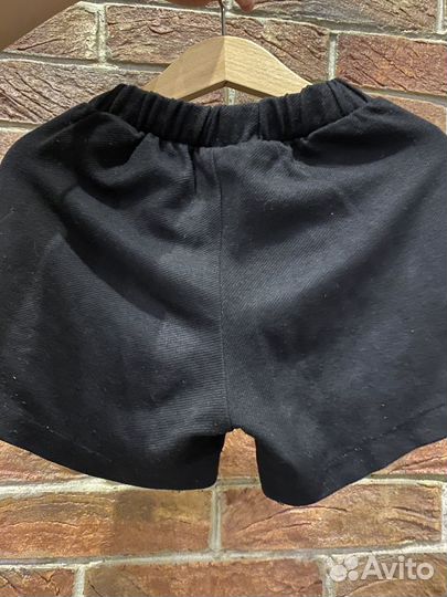 Чёрные шорты Зара 6 лет