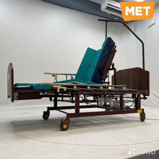 MET Emet Медицинская кровать с туалетом