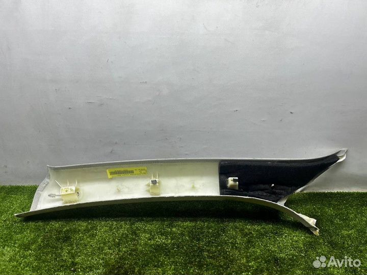 Обшивка стойки передней правой (накладка) Audi A4 B8 8K0867234