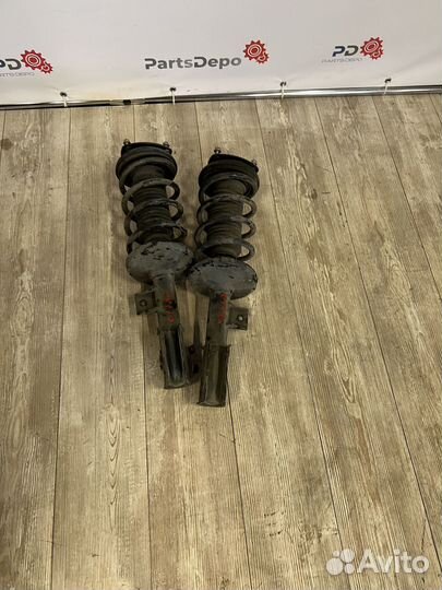 Амортизаторы передние Suzuki Grand Vitara 3