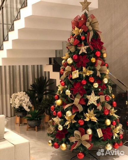 Ёлка с игрушками в аренду