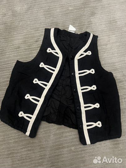 Жилет праздничный