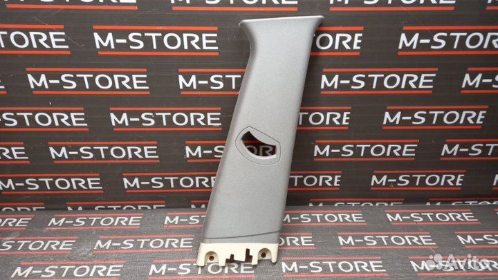 Обшивка стойки правая Bmw X3 E83 N52B25A 2010