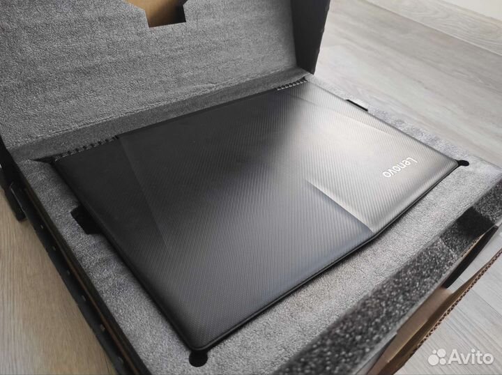 Ноутбук Lenovo Y520