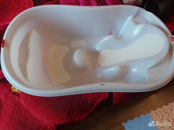 Ванночка для купания с горкой