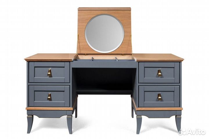 Стол туалетный 