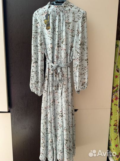 Платье миди новое