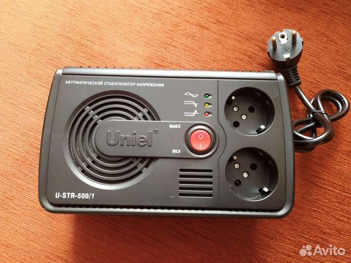 Автоматический стабилизатор напряжения