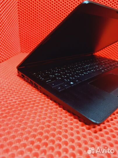 Ноутбук HP 15-db0460ur AMD A9-9425 (Топ)