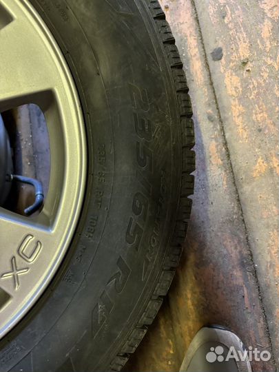 Диски r17 на Volvo + Ice Zero 235/65 r17 108H